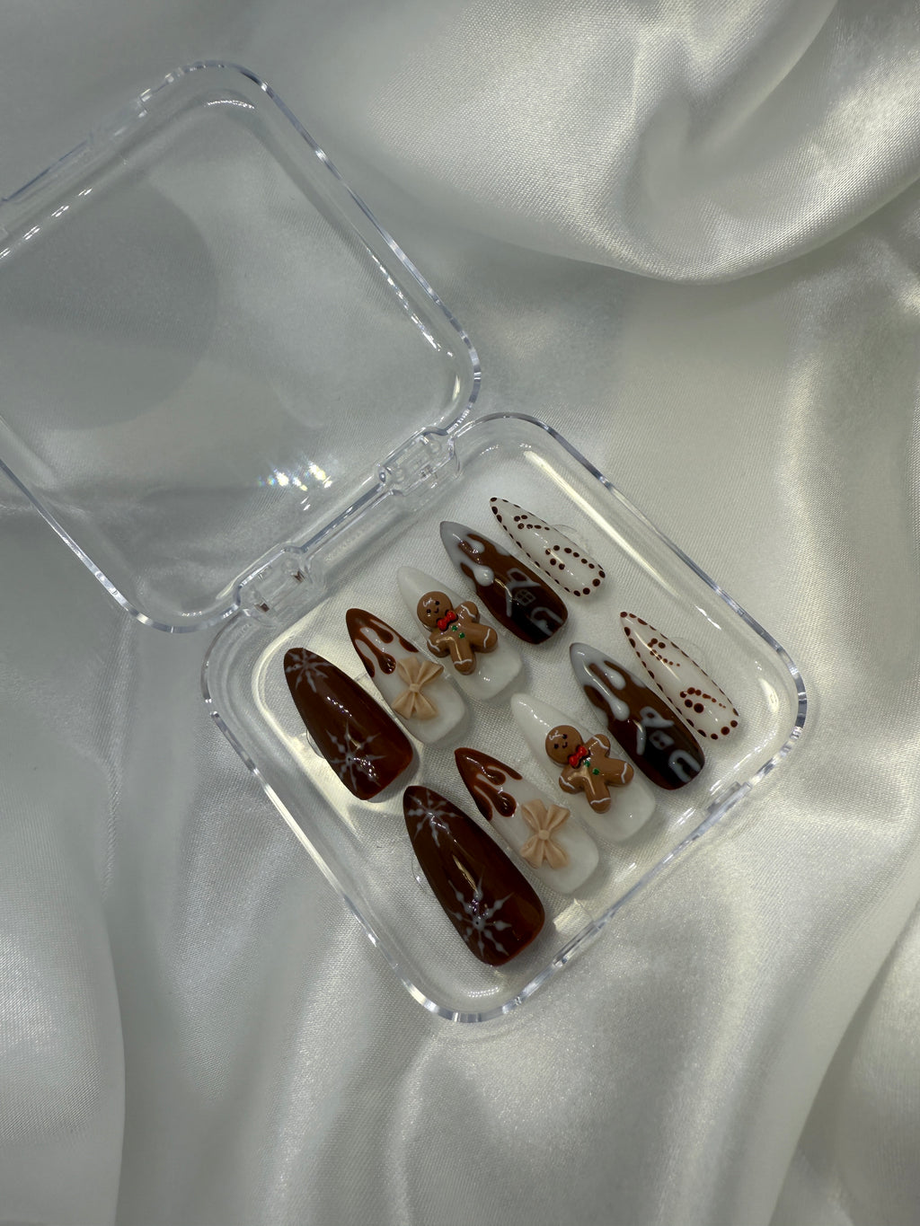 Gingerbread Dream 🎅